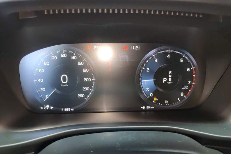 Used Volvo XC40 2021 T4 Four-Wheel Drive Smart & Sporty Edition Instrument Cluster