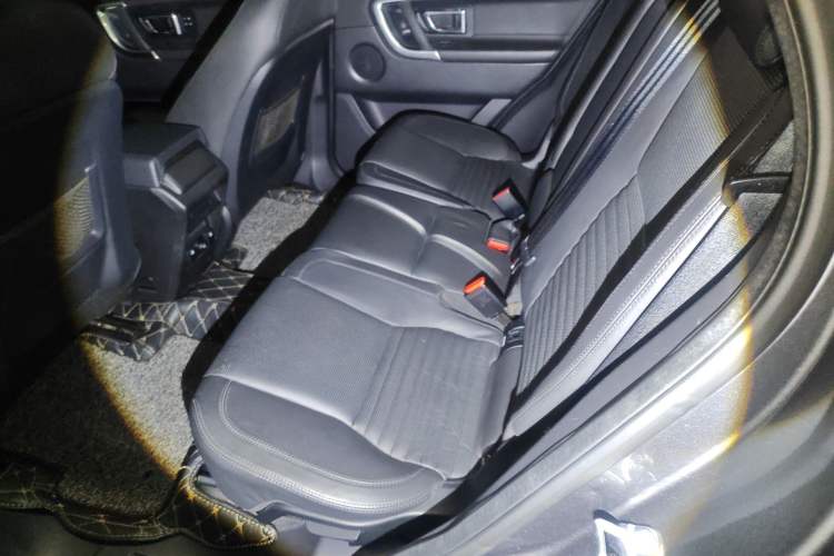 Used Land Rover Discovery Sport 2015 2.0T HSE LUXURY Left Rear Seat