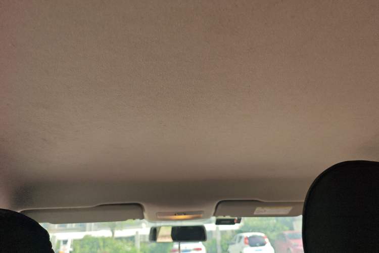 Used Volkswagen Santana 2015 1.4L Manual Fashion Edition