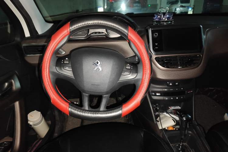 Used Peugeot 2008 2015 1.6L Automatic Playcool Edition
