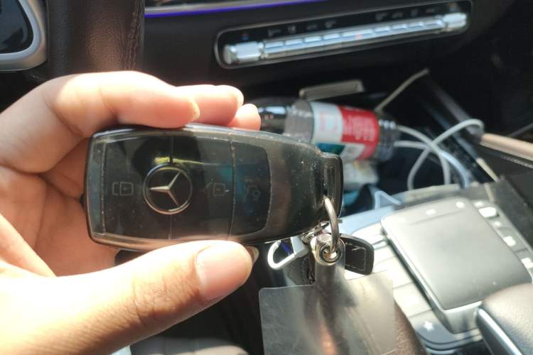 Used Mercedes-Benz GLE 2023 GLE 350 4MATIC Stylish Model
