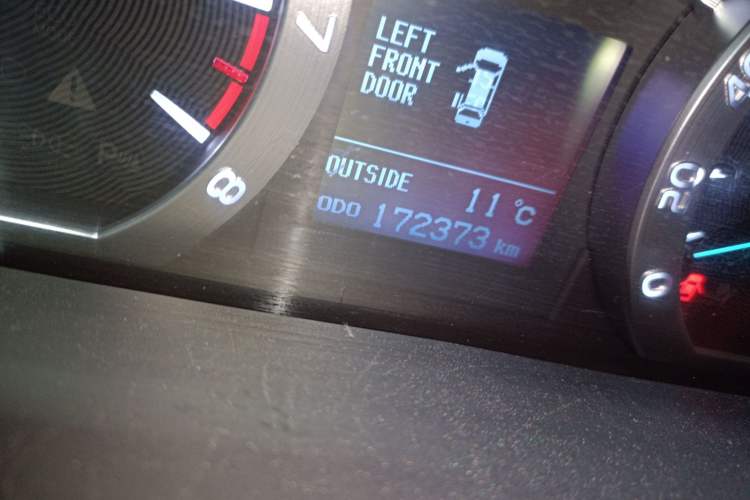 Used Toyota Alphard 2012 2.4L Luxury Edition