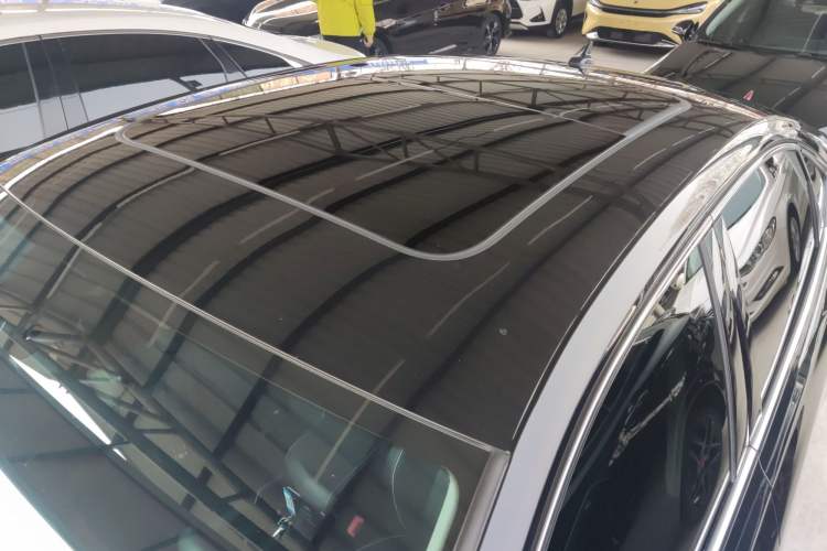 Used Volkswagen Passat 2024 330TSI Starry Elite Edition Roof