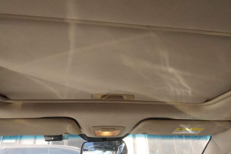 Used Baojun 560 2015 1.8L manual luxury version