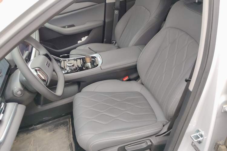 Used Geely Galaxy A7 2025 Model EM-i 70km Luxury Edition