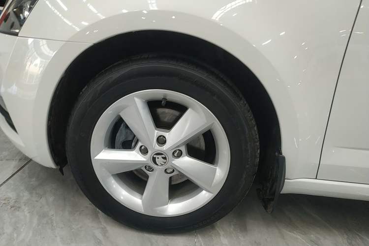 Used Skoda Octavia 2019 1.5L Manual Standard Edition China V
