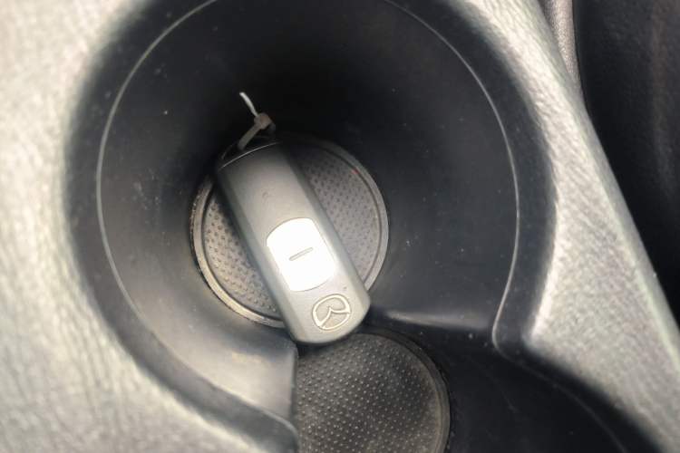 Used Mazda CX-5 2015 2.0L Manual Two-Wheel Drive Comfort Version