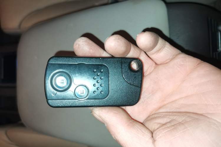 Used Honda CR-V 2012 2.4L Four-wheel Drive Prestige Edition Vehicle Key