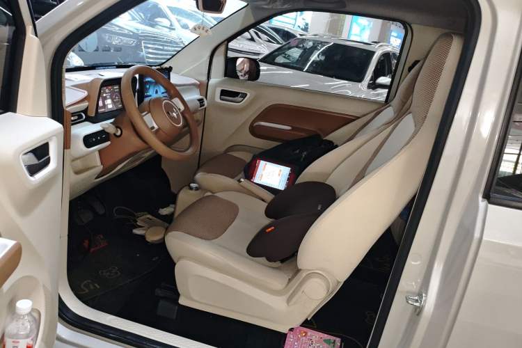 Used Wuling Hongguang MINIEV 2024 3rd Generation 215km Youth Edition