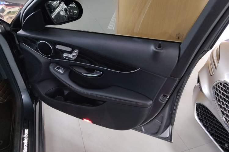 Used Mercedes-Benz C-Class 2020 Facelifted C 260 Estate