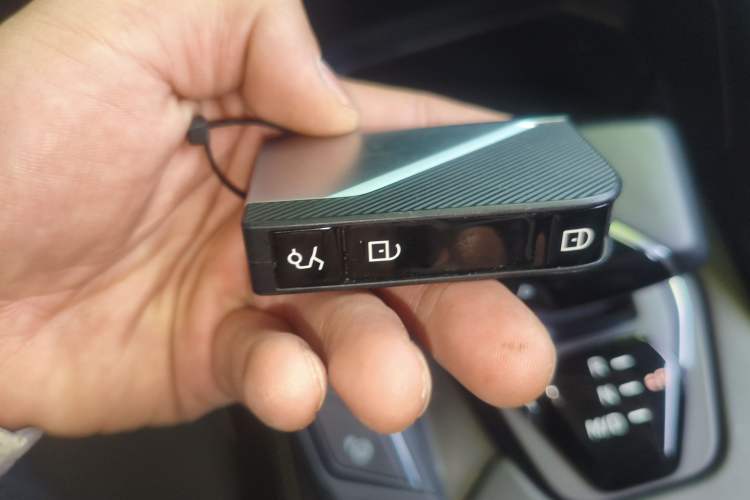 Used Lynk & Co 06 2023 Remix 1.5T Dynamic Halo