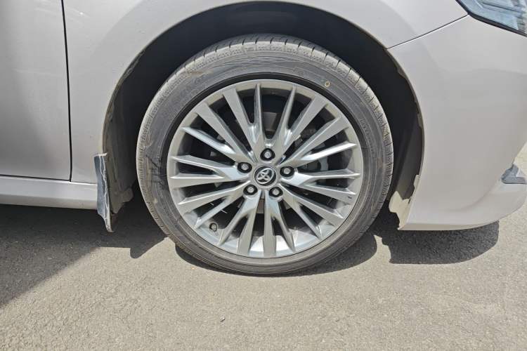 Used Toyota Camry 2018 Dual-Engine 2.5 HG Luxury Edition Right Front Wheel Hub