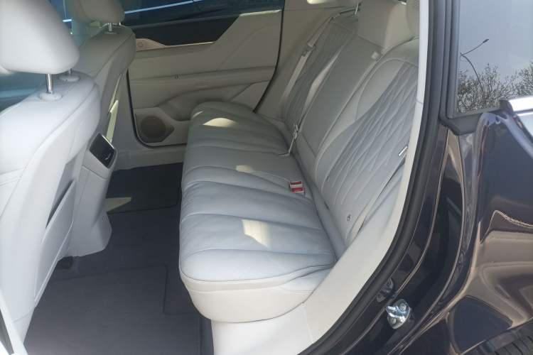 Used Buick L7 2025 Model Luxury Leisure Smart Driving Edition Left Rear Seat