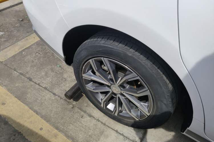 Used BYD Song MAX 2021 Upgraded Model 1.5T Automatic Luxury 7-Seater Exterior 5