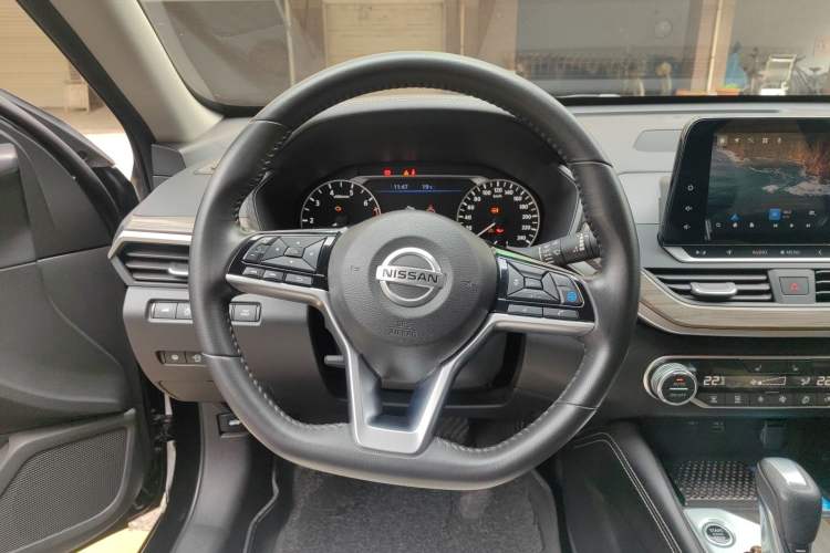 Used Nissan Teana 2021 2.0L XL Upper AD1 Smart Drive & Navigation Edition Steering Wheel