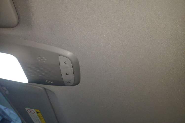 Used Baojun KiWi EV 2022 Designer Lite Edition Lithium Iron Phosphate
