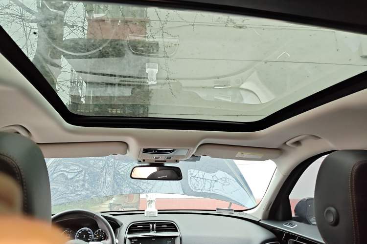 Used Jaguar F-PACE 2018 2.0T Four-Wheel Drive Urban Luxury Edition