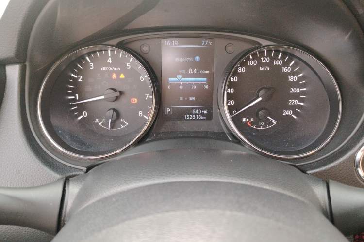 Used Nissan X-Trail 2017 2.0L CVT Comfort Edition 2WD Instrument Cluster