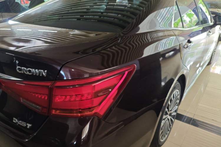 Used Toyota Crown 2018 2.0T Sport Edition
