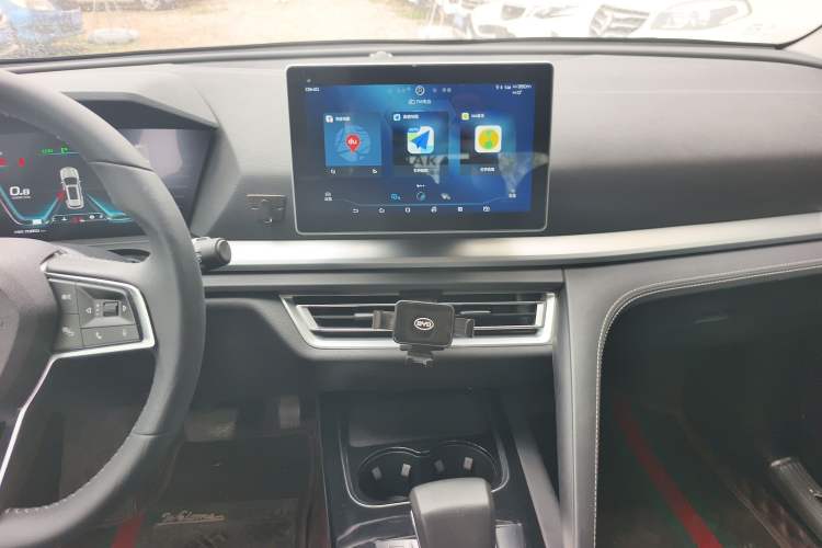 Used BYD Song Pro 2019 1.5T Automatic Luxury Model Audio And AC Panel