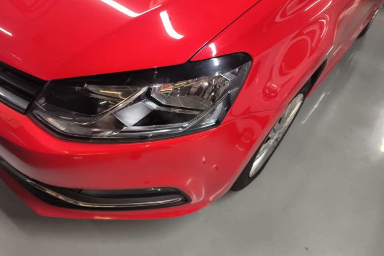 Used Volkswagen Polo 2016 1.6L Automatic Comfort Model