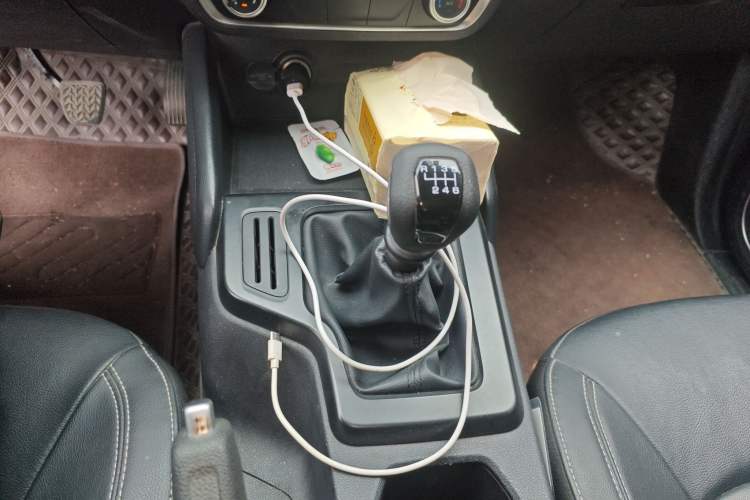 Used JMC Yuhu 7 2022 2.0T Manual Diesel 4x4 Comfort Version Standard Wheelbase
