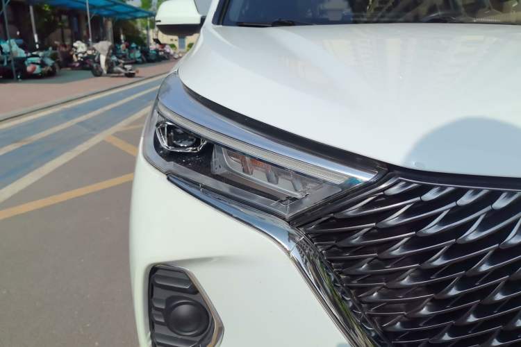 Used Haval M6 2021 PLUS 1.5T DCT Elite Smart Connectivity Model