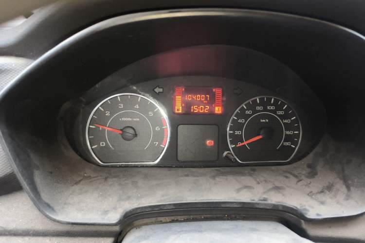 Used Wuling Hongguang V 2019 1.5L Standard Version China VI LAR
