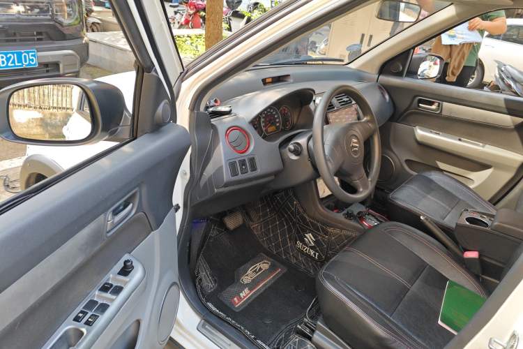 Used Suzuki Swift 2014 1.5L Automatic Fashion Edition