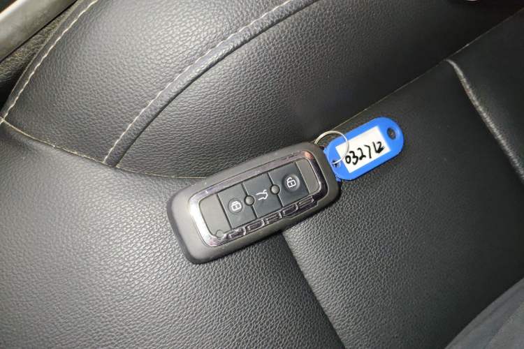 Used Qoros 5 2018 Revised Version 1.6T Automatic Leading Edition