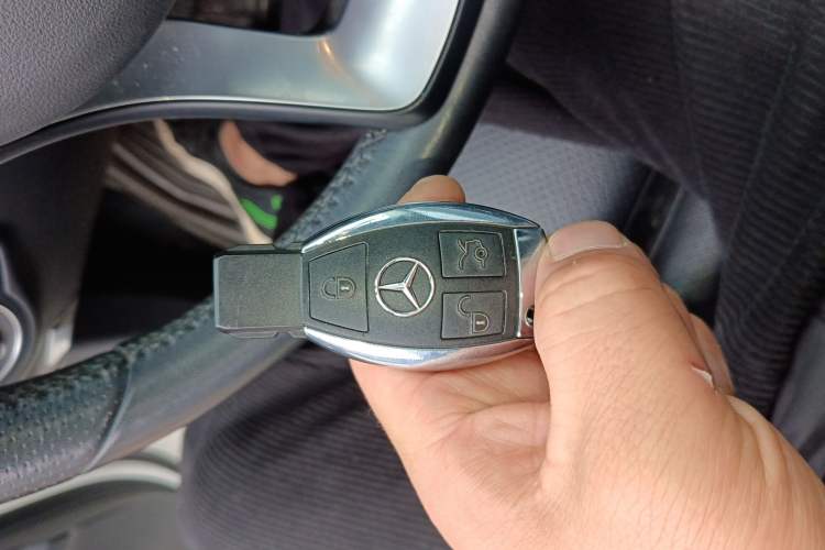 Used Mercedes-Benz C-Class 2018 C 180 L Fashion Edition Sport Version
