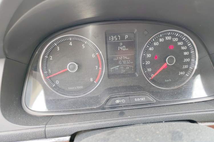 Used Volkswagen Lavida 2013 1.4TSI DSG Luxury Edition
