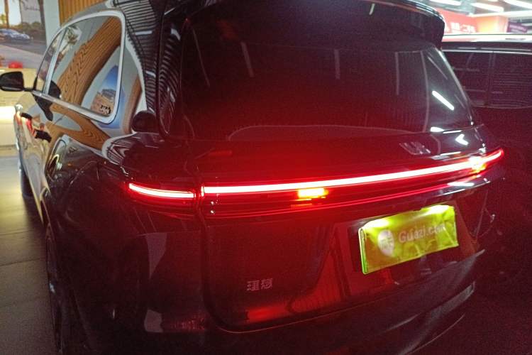 Used Li Auto L9 2022 Max model
