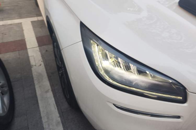 Used Lincoln Corsair 2022 2.0T Two-Wheel Drive Luxury Edition