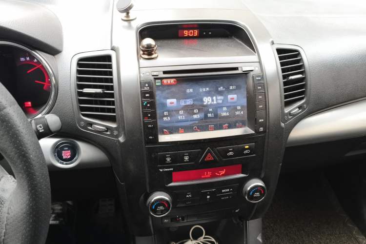 Used Kia Sorento 2012 2.4L Gasoline Comfort Edition
