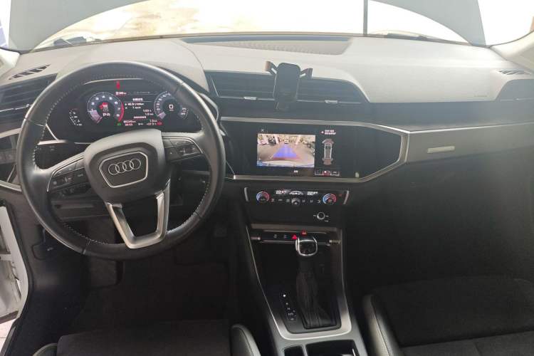 Used Audi Q3 2019 35 TFSI Advanced Dynamic Edition
