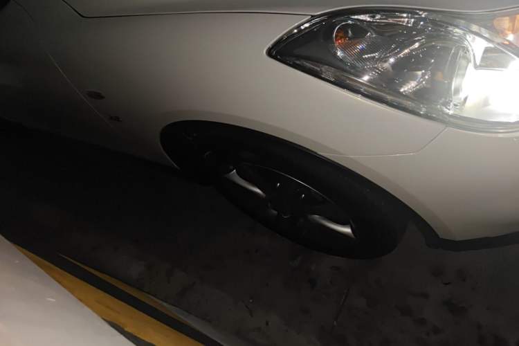 Used Infiniti QX50 2013 2.5L Two-Wheel-Drive Zunya Edition