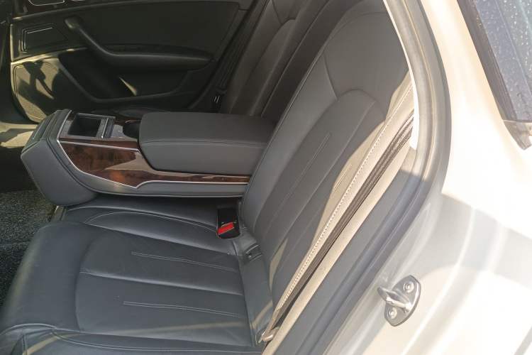 Used Audi A6L 2017 TFSI Comfort Model
