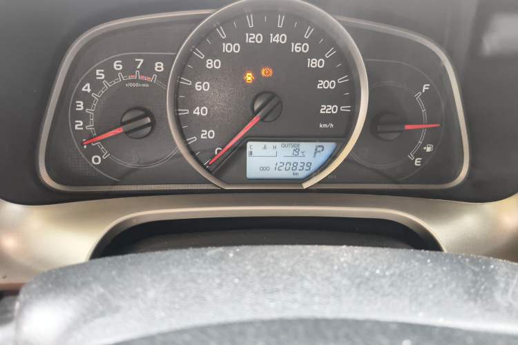 Used Toyota RAV4 2015 2.0L CVT Two-Wheel Drive Fashion Edition