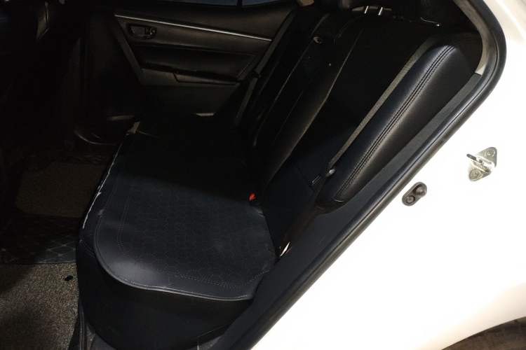 Used Toyota Corolla 2017 Revised Version 1.2T S-CVT GL-i