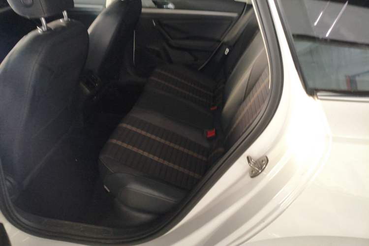 Used Volkswagen Lavida 2021 280TSI DSG Comfort Edition Left Rear Seat