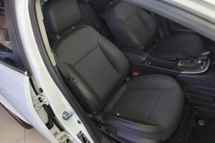 Used Buick Regal 2015 1.6T Leading Technology Model
