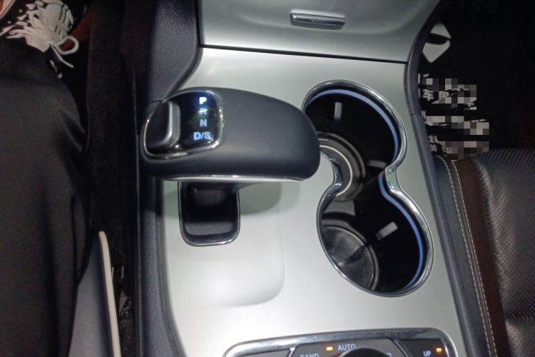 Used Jeep Grand Cherokee (Import) 2015 3.6L Luxury Navigation Edition
