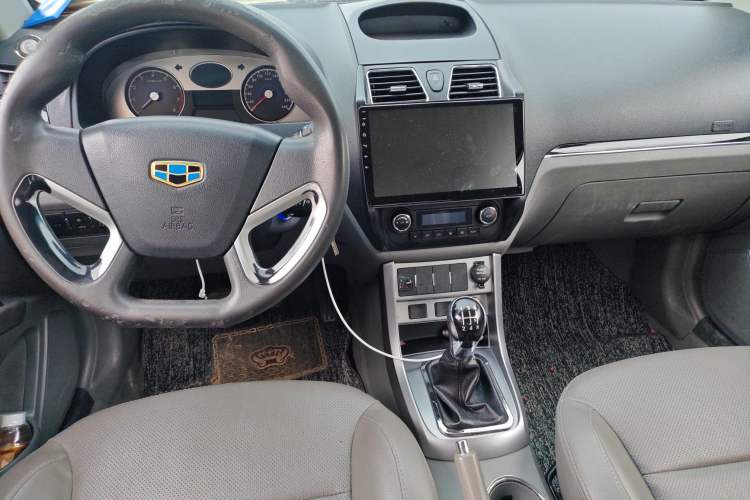 Used Geely Auto Classic Emgrand 2013 Sedan 1.8L Manual Entry-Level CNG Model
