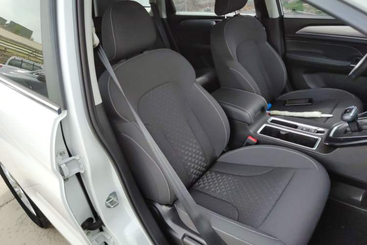 Used Haval M6 2021 PLUS 1.5T DCT Elite Smart Connectivity Model