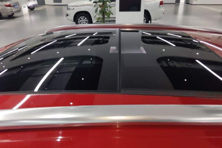 Used Volkswagen Tayron X 2020 330TSI Two-Wheel Drive Luxury Smart Connectivity Version