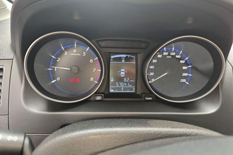 Used FORTHING Joyear X5 2015 1.6L Manual Luxury Model
