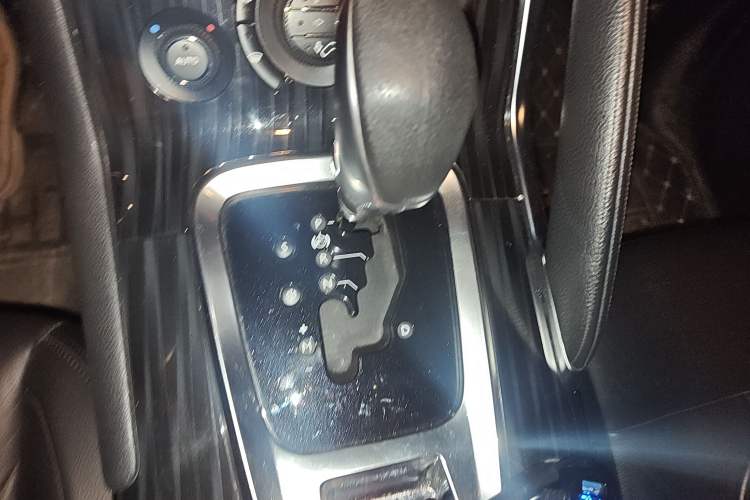 Used Peugeot 3008 2013 2.0L Automatic Trend Edition