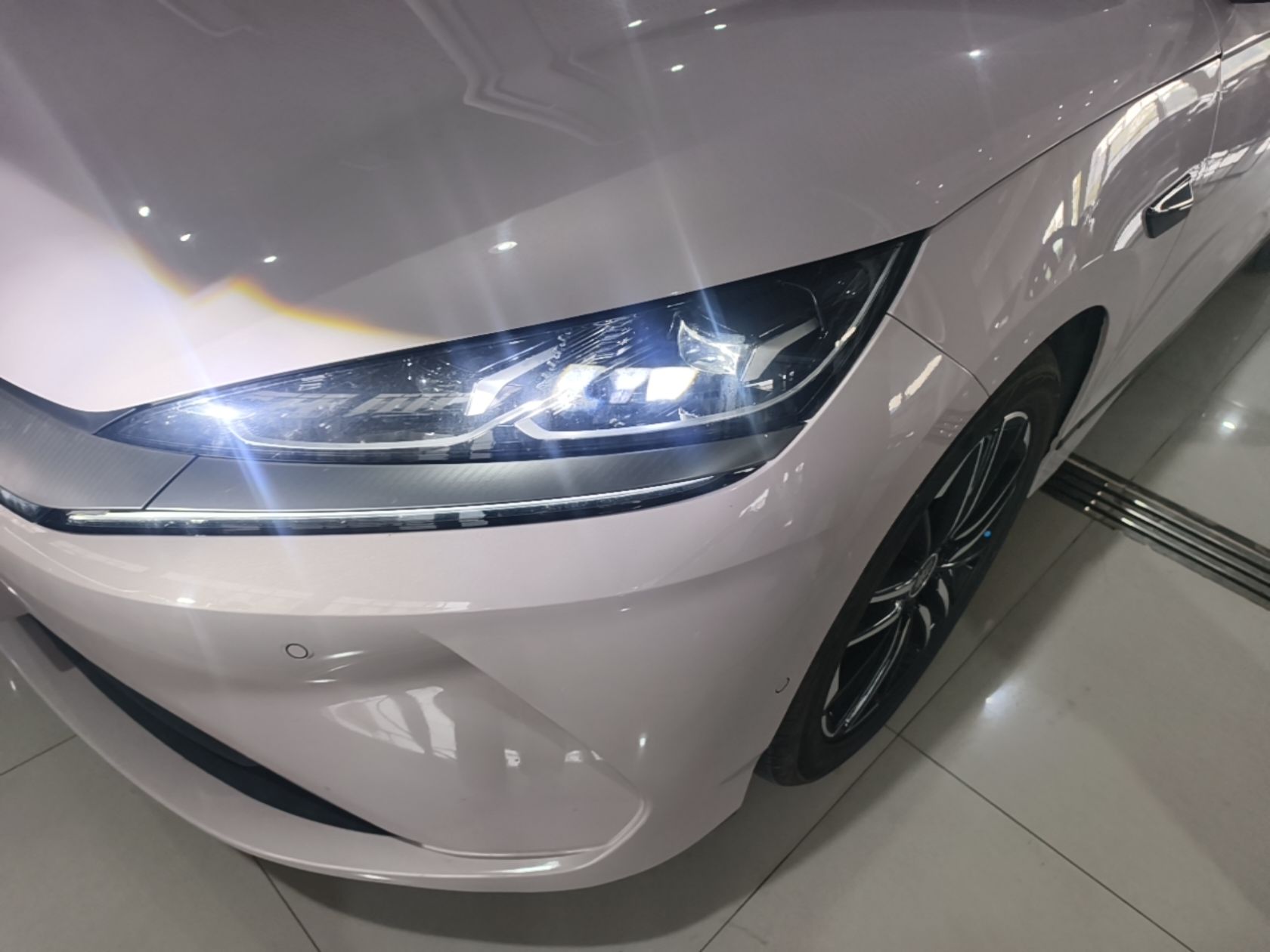 BYD Qin L 2025 EV 545KM Cloud Suspension Edition — снимка 8