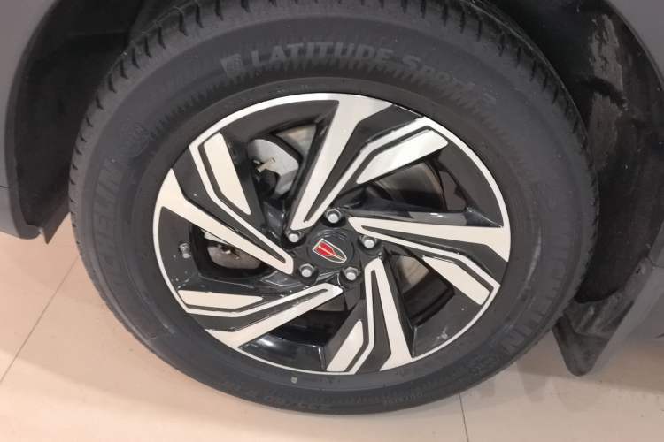 Used Hongqi HS5 2022 Revised Version 2.0T Smart Connect Flagship Edition
